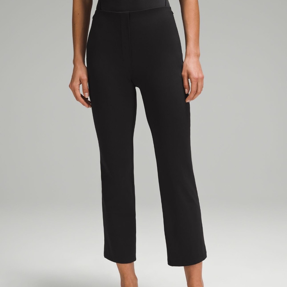 Lululemon Smooth Fit Pull-On High-Rise Pant - Size 2